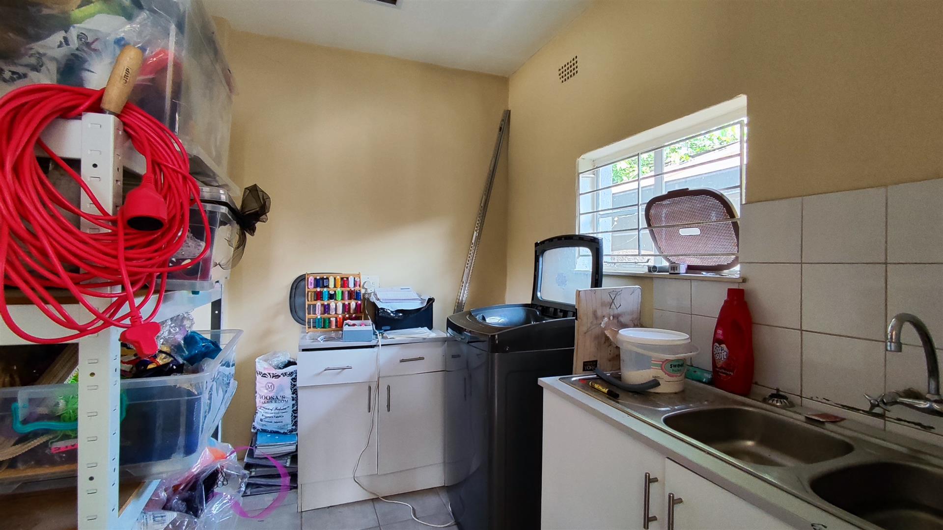 Kitchen - 10 square meters of property in Eastleigh