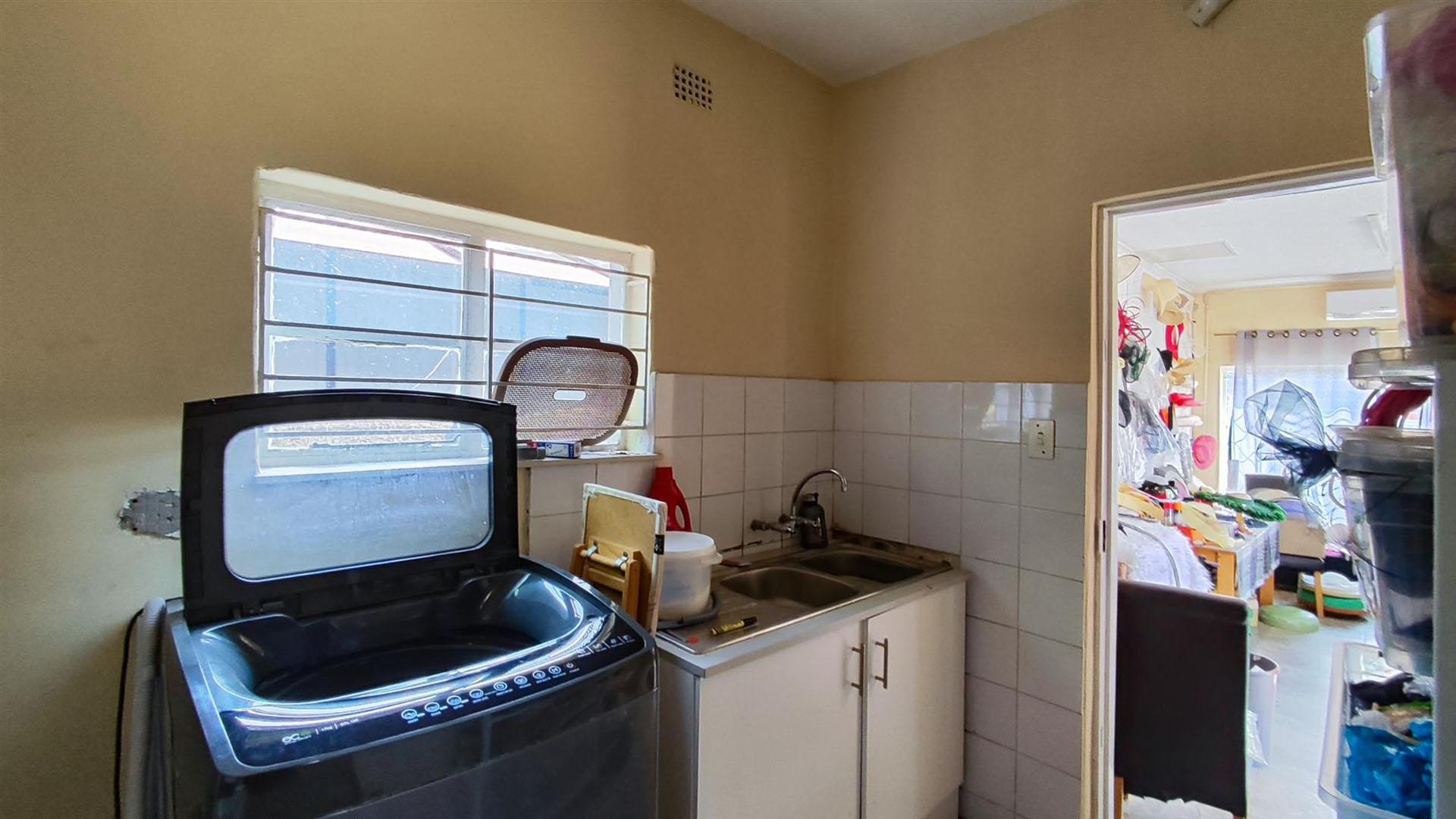 Kitchen - 10 square meters of property in Eastleigh