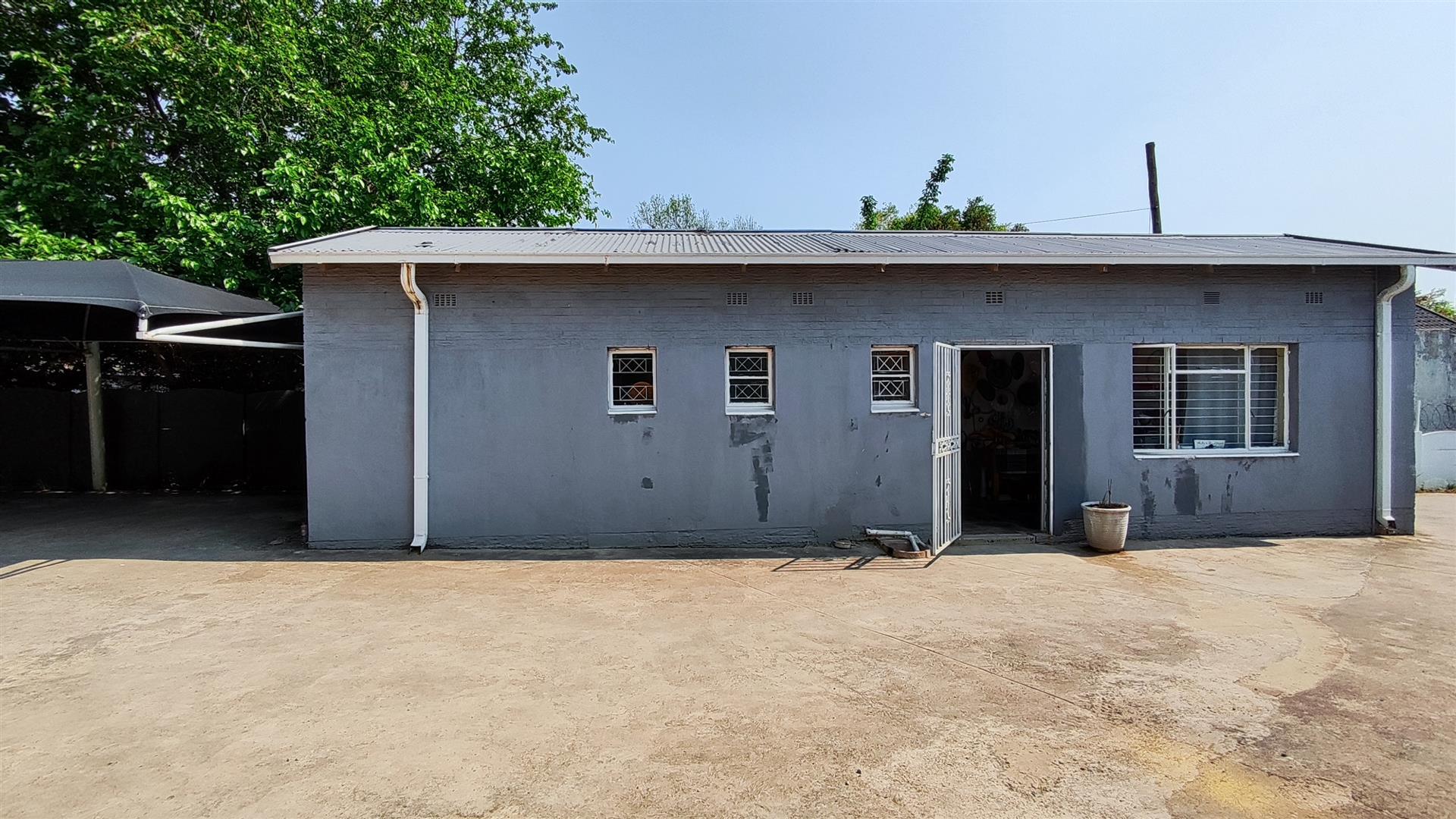 Flatlet - 34 square meters of property in Eastleigh