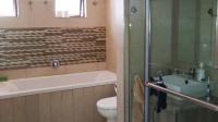 Bathroom 1 of property in The Wilds Estate