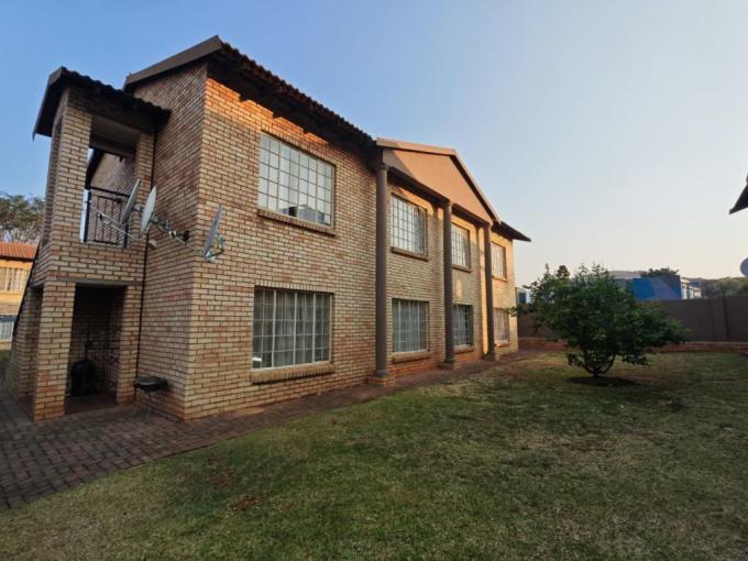2 Bedroom Apartment for Sale For Sale in Waterval East - MR692670