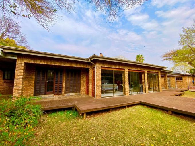 4 Bedroom House to Rent in Silver Lakes Golf Estate - Property to rent - MR692681