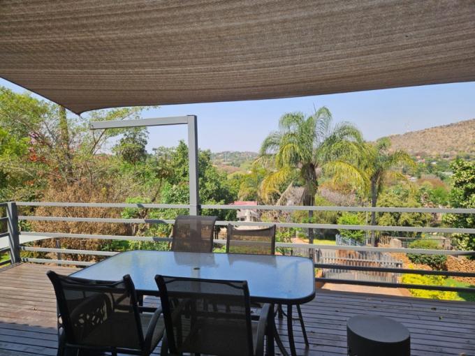 7 Bedroom House for Sale For Sale in Safarituine - MR692703