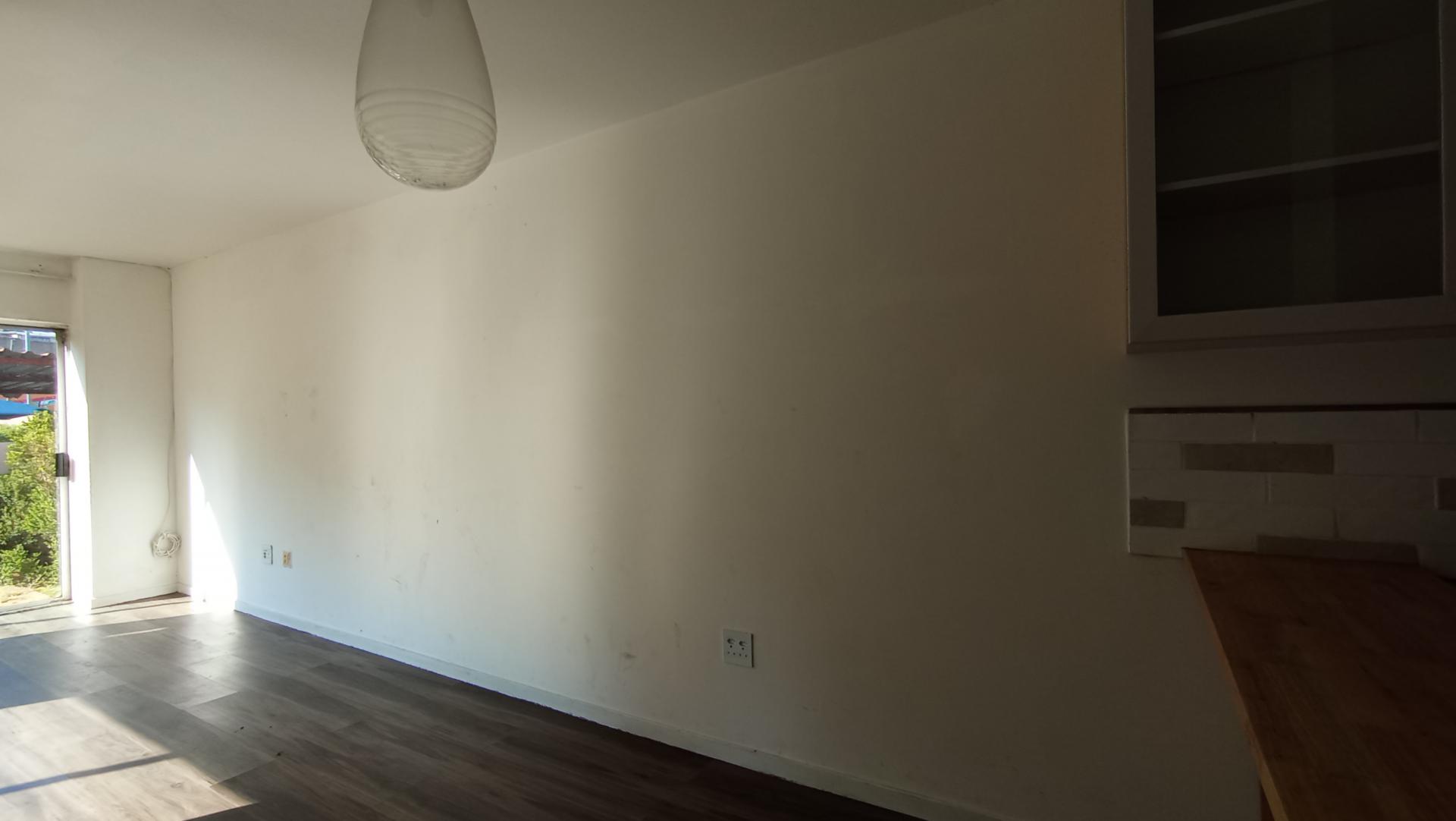 Dining Room - 10 square meters of property in Houghton Estate