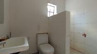 Bathroom 1 - 5 square meters of property in Houghton Estate