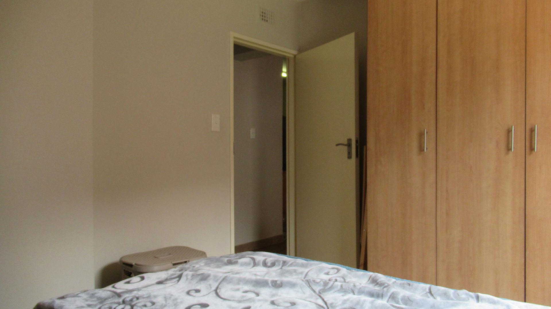 Bed Room 2 - 11 square meters of property in Alveda