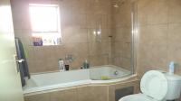 Bathroom 1 of property in Alveda