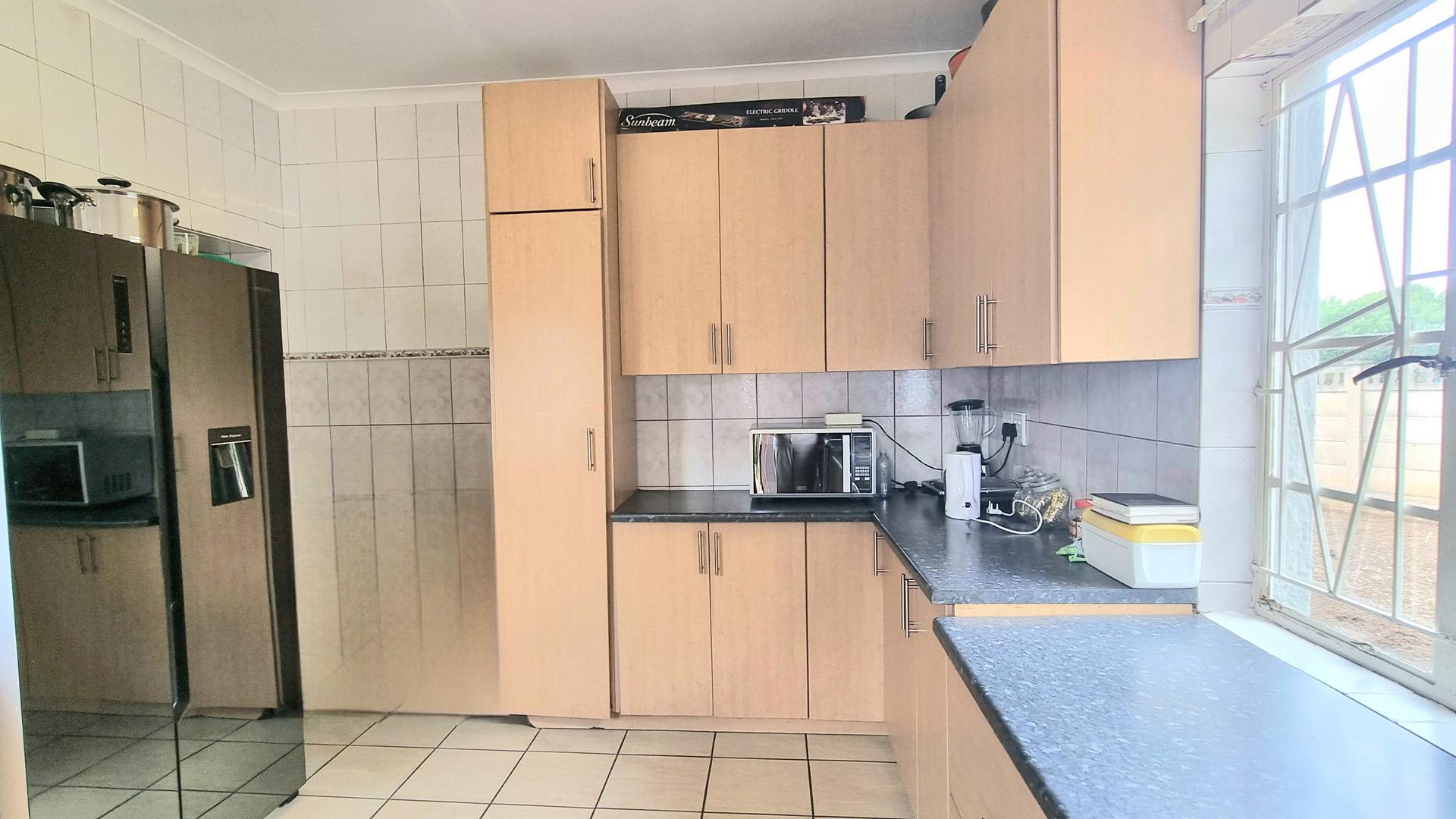 Kitchen of property in Noordhoek (Bloemfontein)