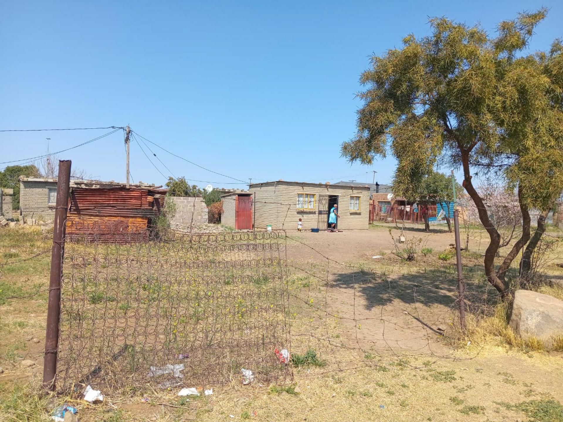  of property in Freedom Square