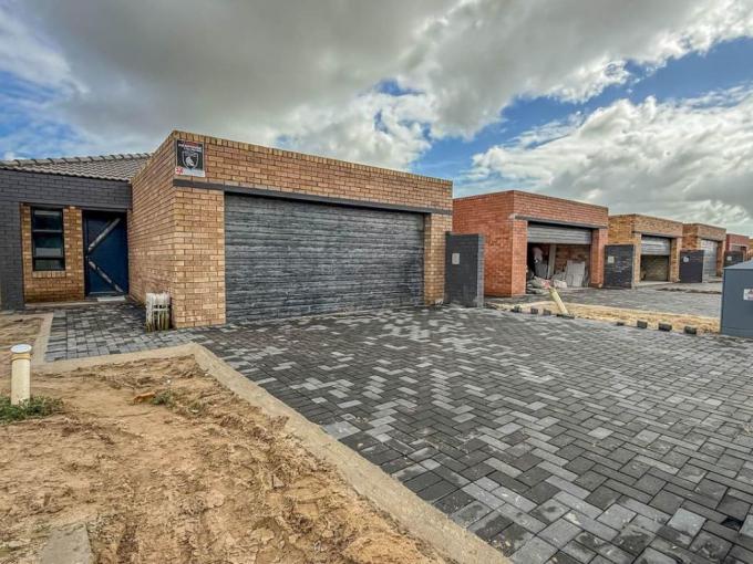 3 Bedroom Commercial for Sale For Sale in Kraaifontein - MR692758