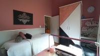 Bed Room 2 - 13 square meters of property in Kraaifontein