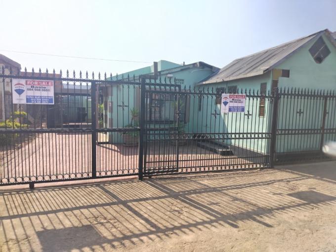 4 Bedroom House for Sale For Sale in Mamelodi - MR692808