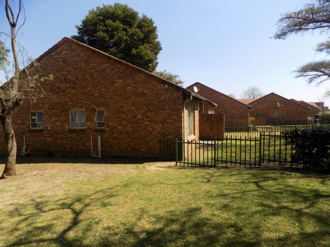 3 Bedroom Simplex for Sale For Sale in Allen’s Nek - MR692842