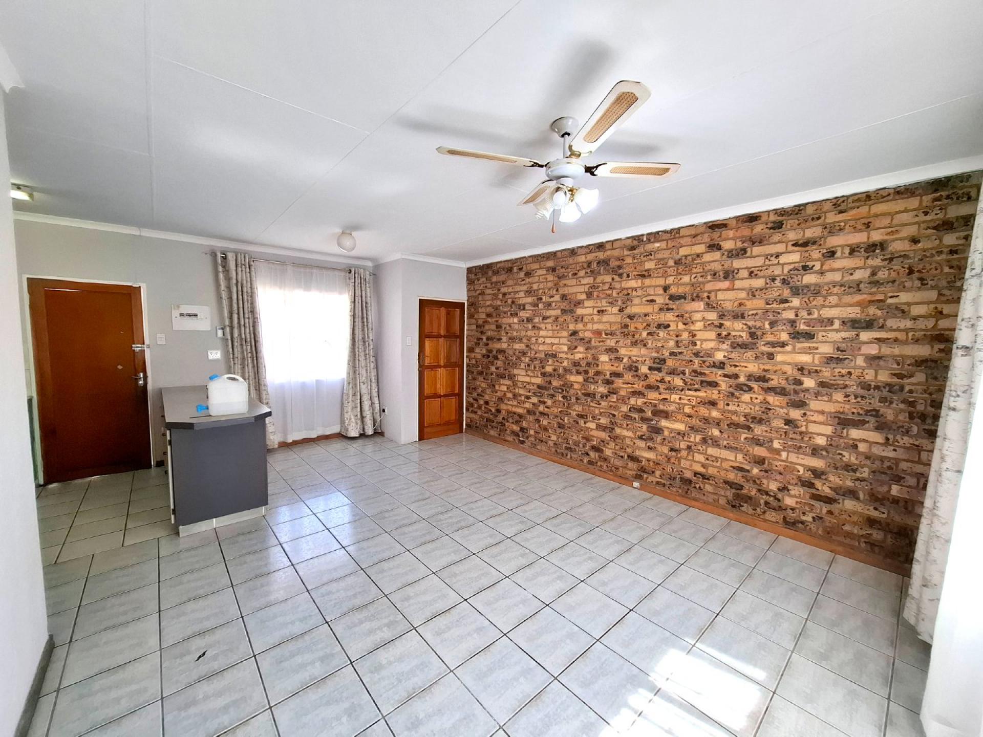  of property in Bendor