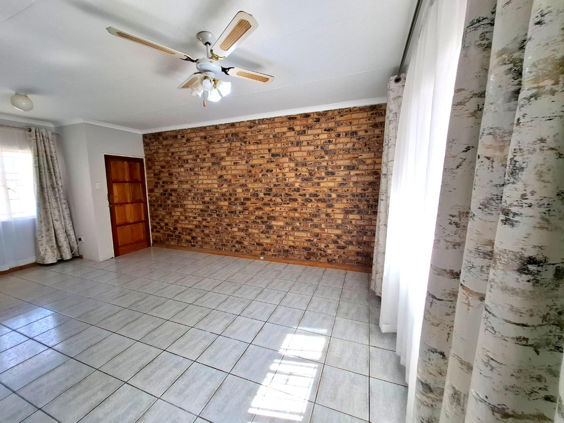  of property in Bendor