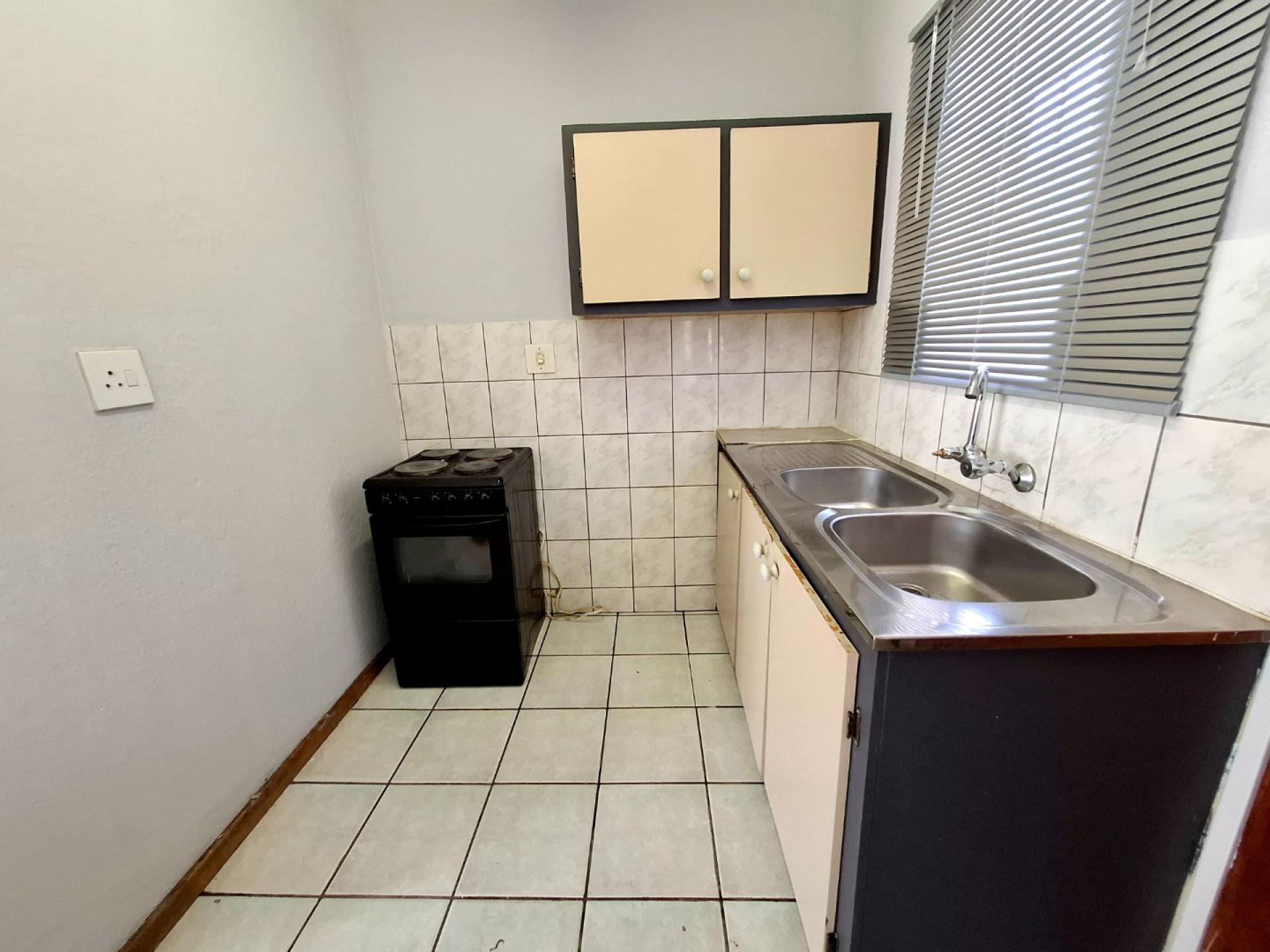  of property in Bendor