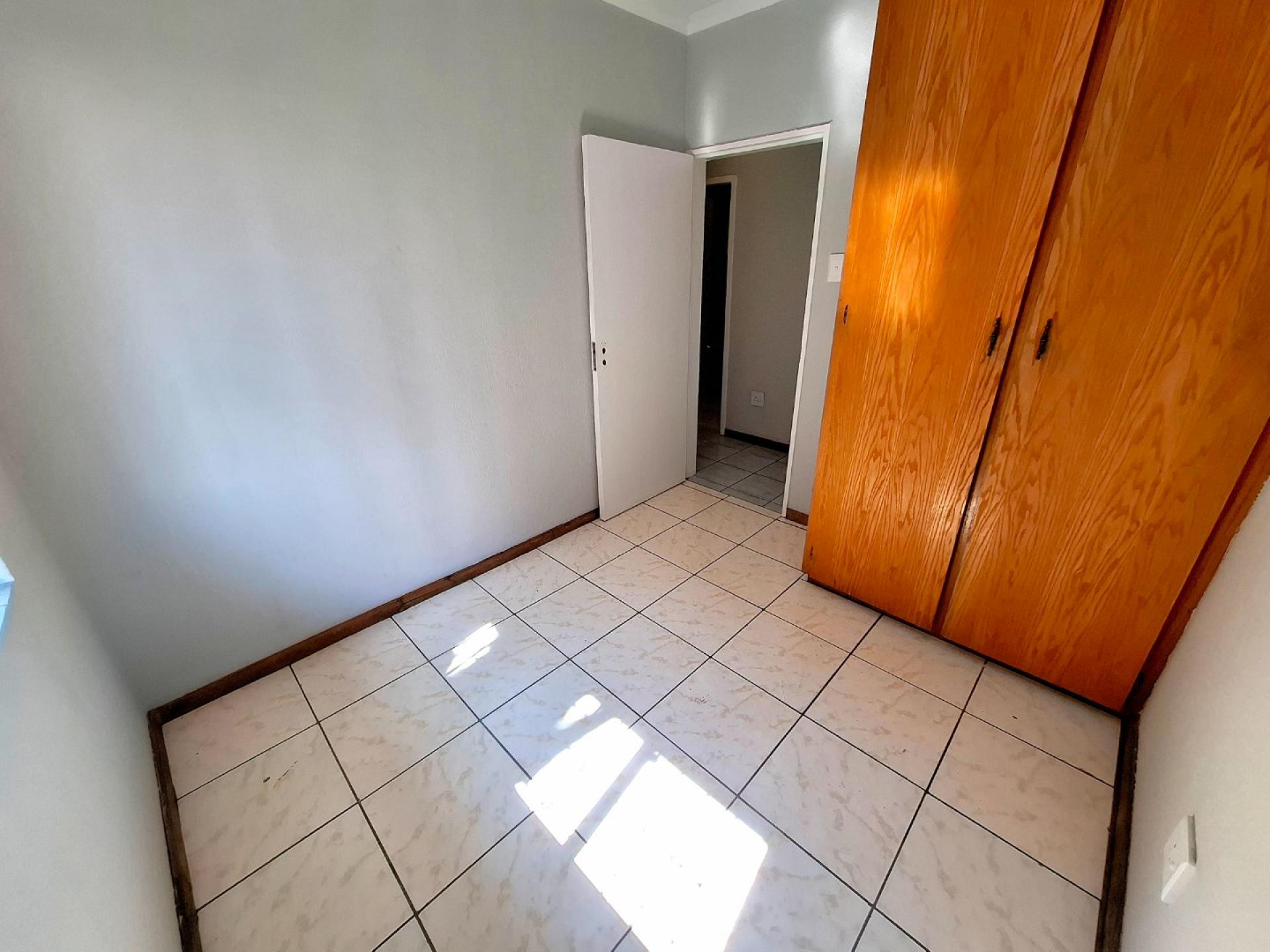  of property in Bendor