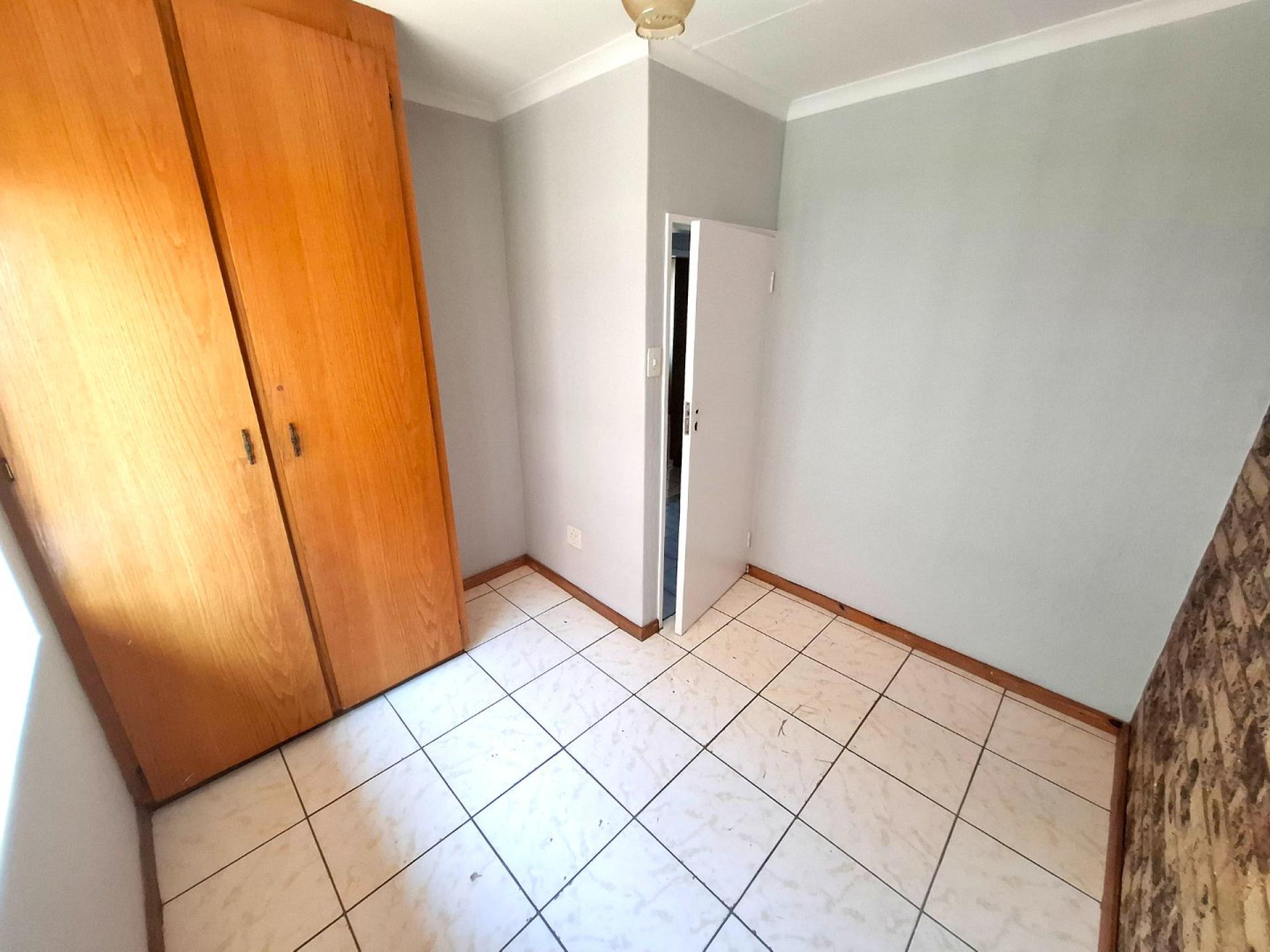  of property in Bendor