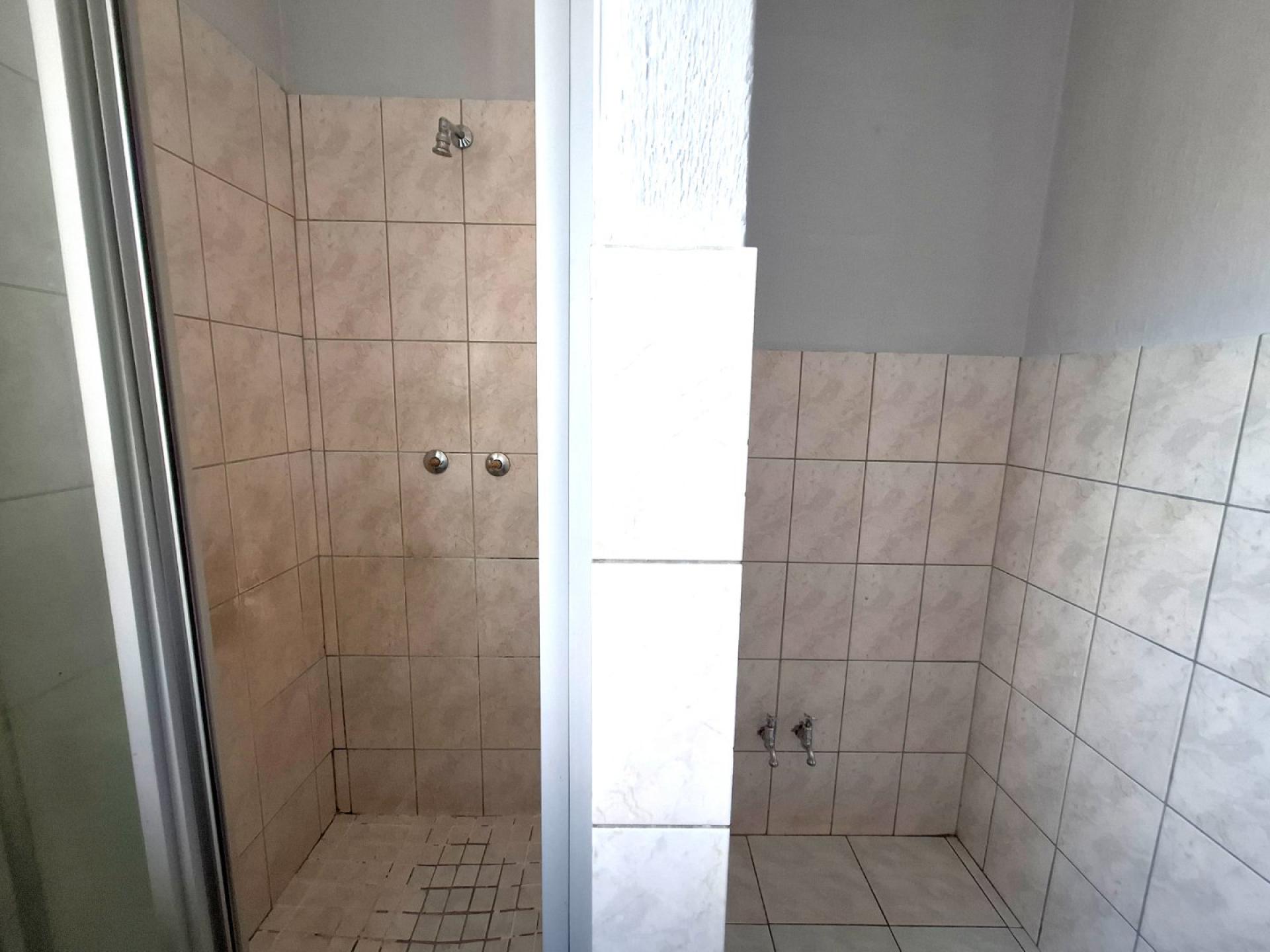  of property in Bendor