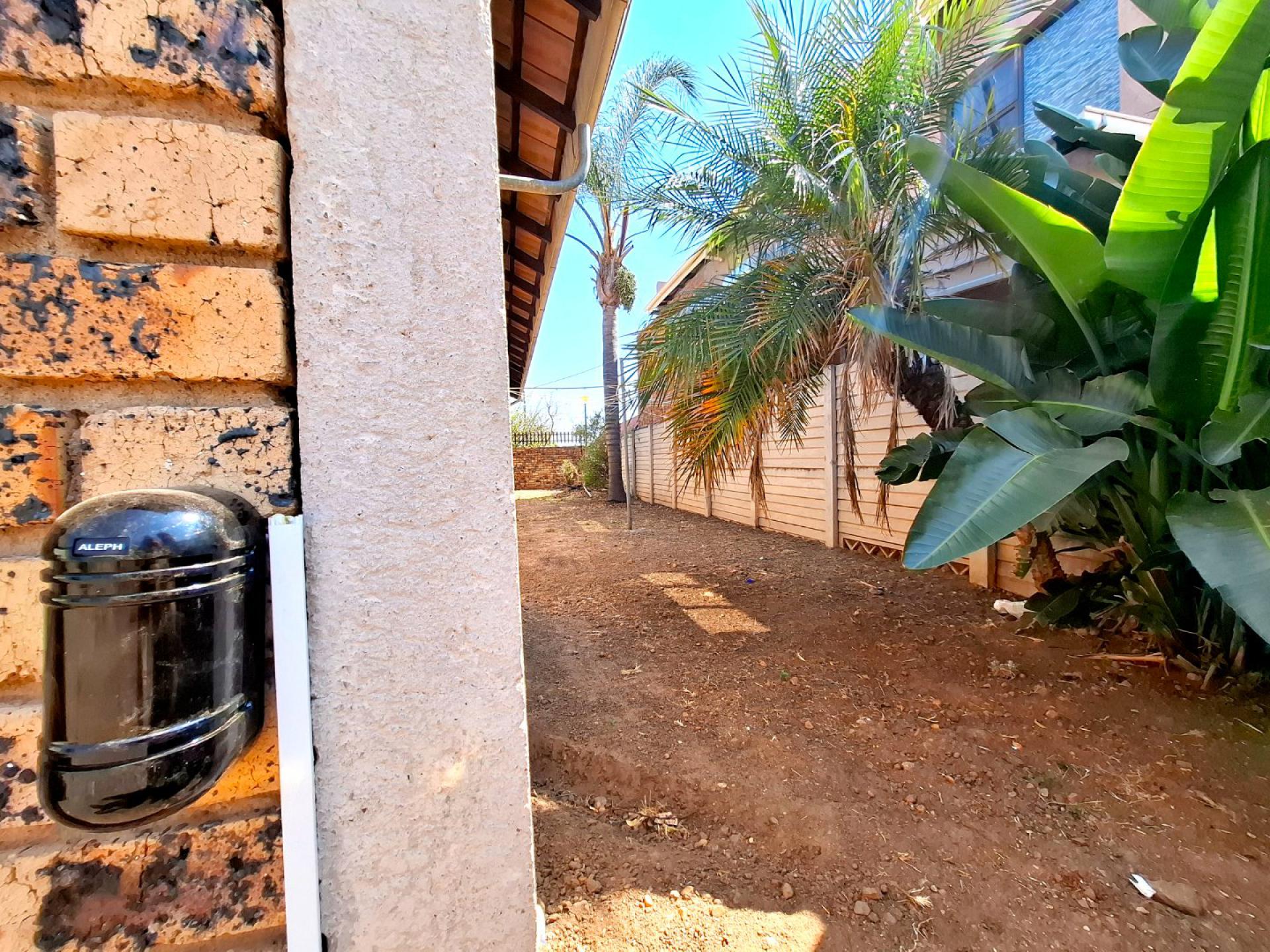  of property in Bendor