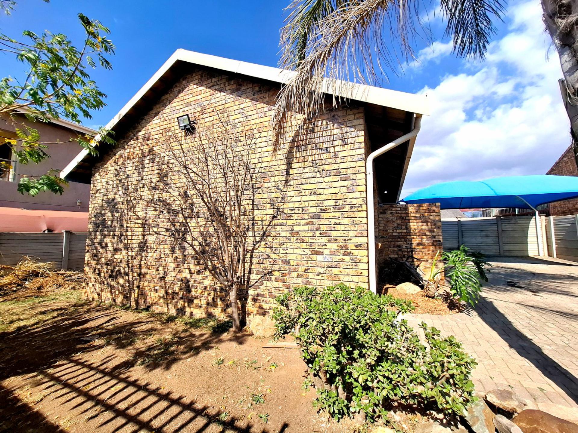  of property in Bendor