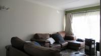 Lounges - 17 square meters of property in Alberton