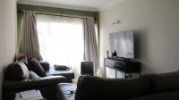 Lounges - 17 square meters of property in Alberton