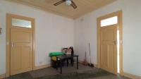 Dining Room - 15 square meters of property in Bezuidenhout Valley