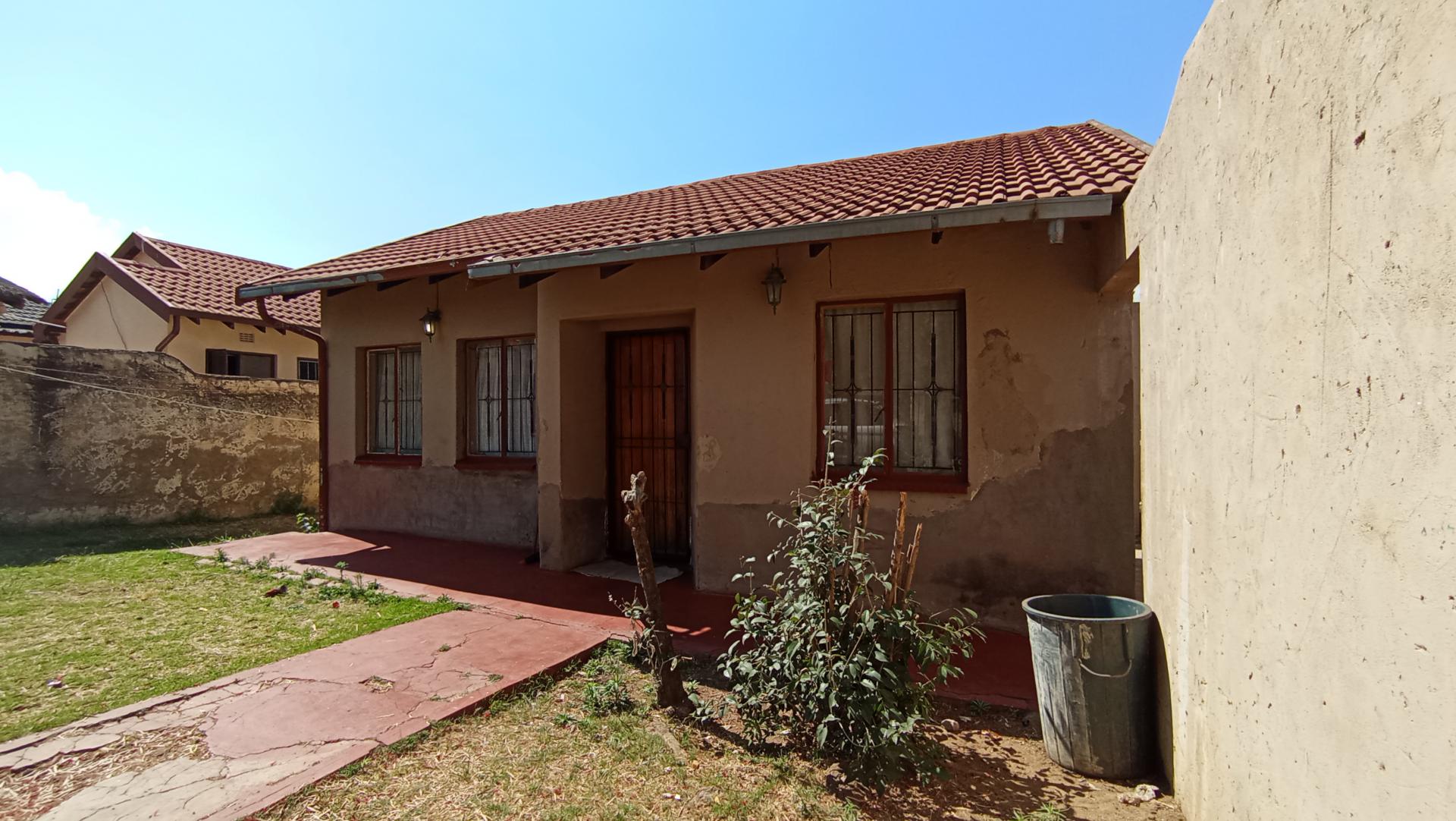 Front View of property in Kaalfontein