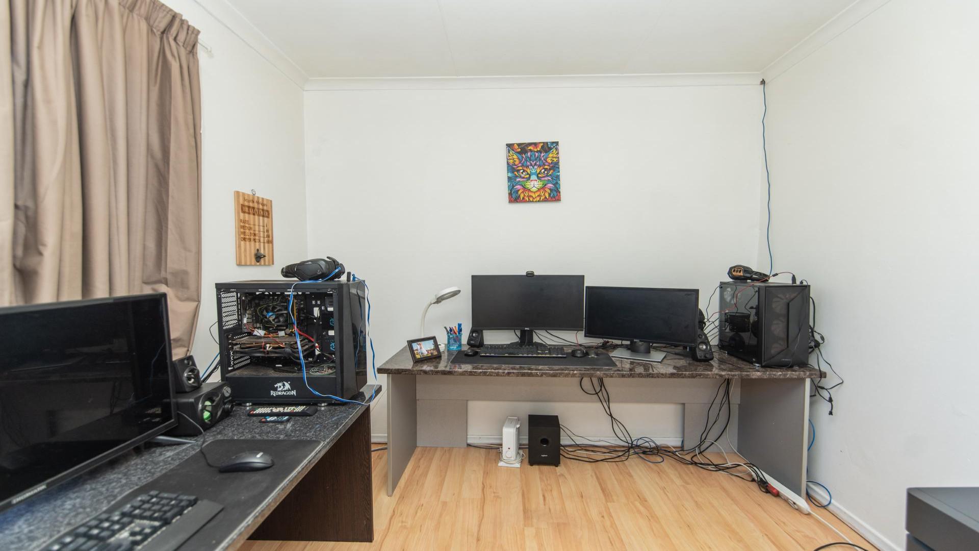 Bed Room 3 of property in Springfield