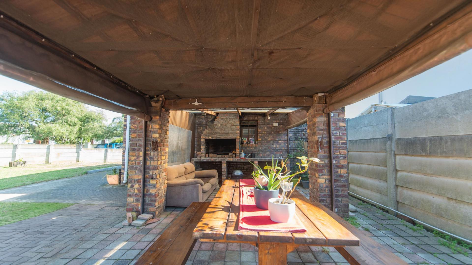 Patio of property in Springfield