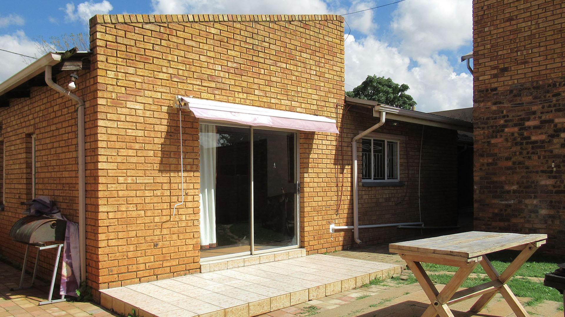 Backyard of property in Eldorado Park AH