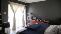 Bed Room 4 - 11 square meters of property in Eldorado Park AH