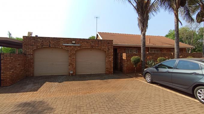 3 Bedroom Sectional Title for Sale For Sale in Hennopspark - Home Sell - MR692925