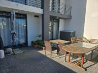  of property in Bloubergstrand