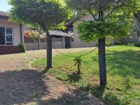  of property in Athlone Park