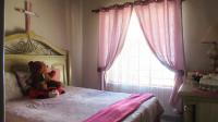 Bed Room 2 - 13 square meters of property in Randfontein