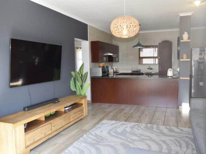 3 Bedroom Simplex for Sale For Sale in Jansen Park - MR692981