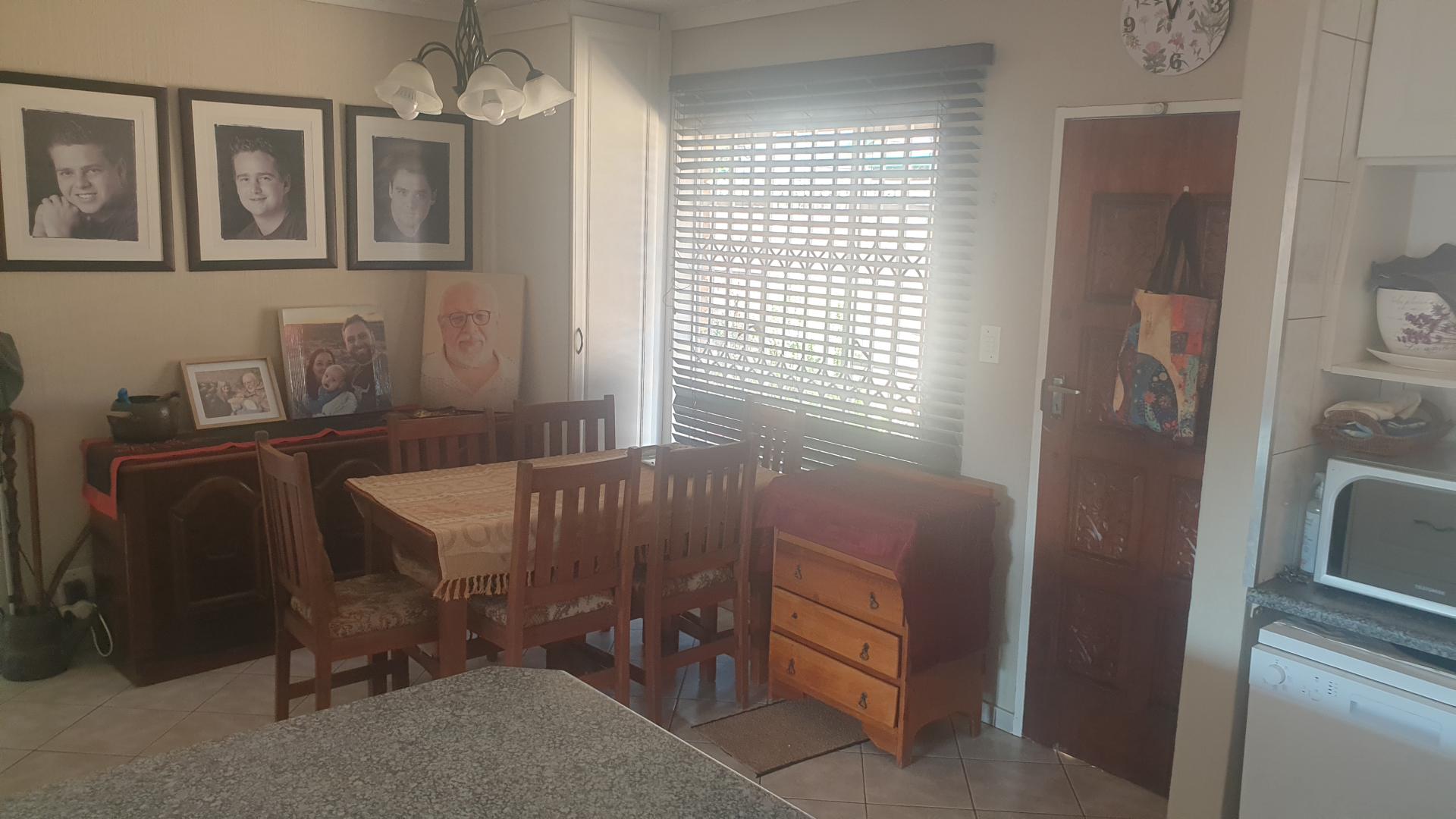  of property in Rooihuiskraal North