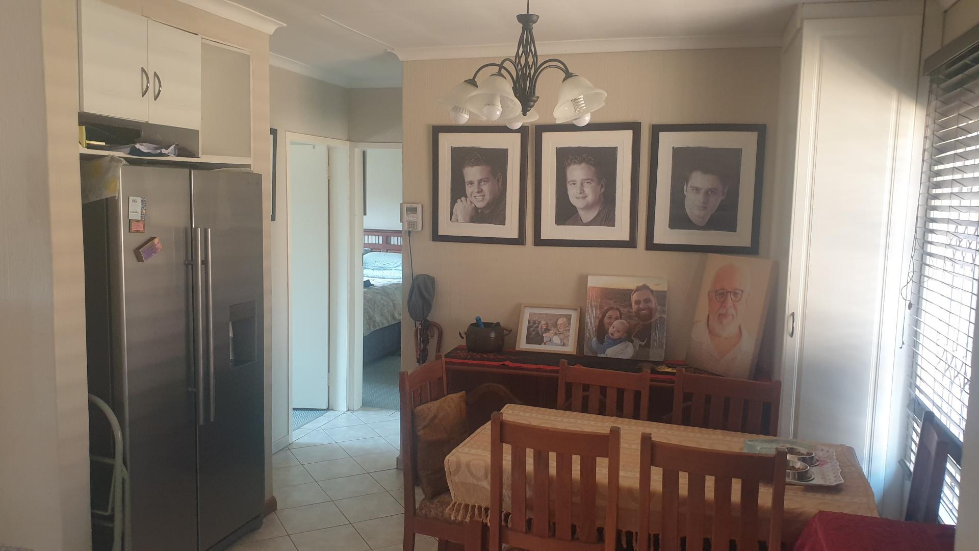  of property in Rooihuiskraal North