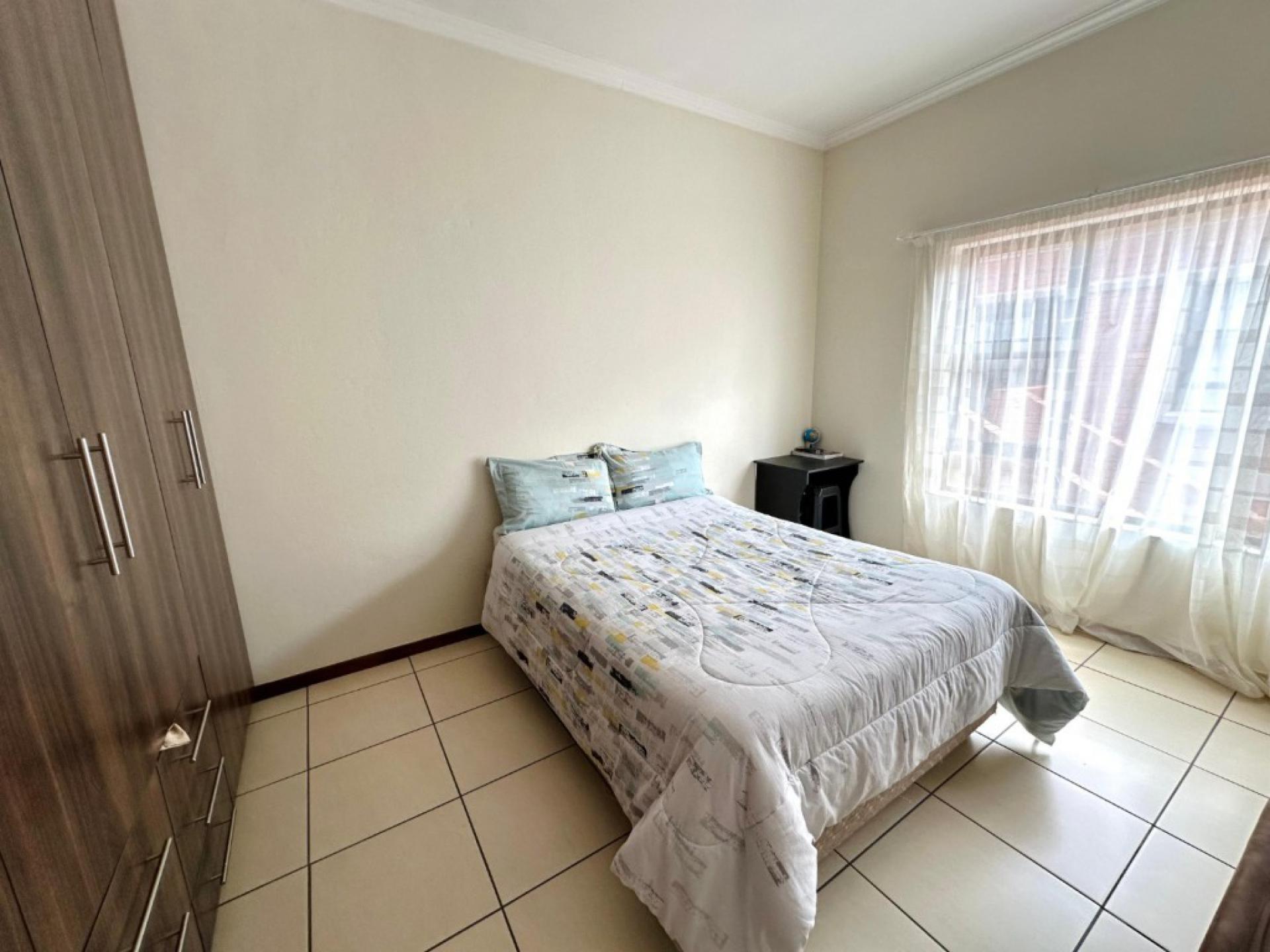  of property in Elandspark