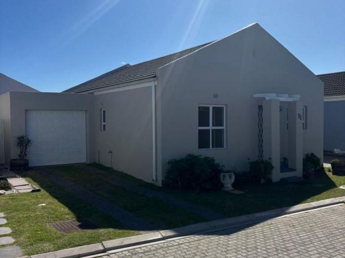 2 Bedroom House to Rent in Langebaan - Property to rent - MR693028
