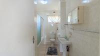 Bathroom 1 - 7 square meters of property in Scottburgh