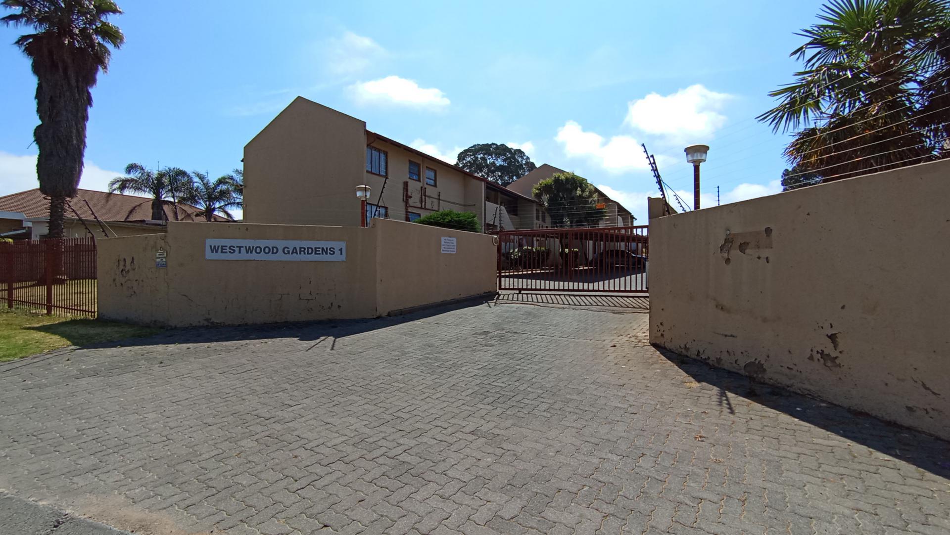 Front View of property in Lindhaven