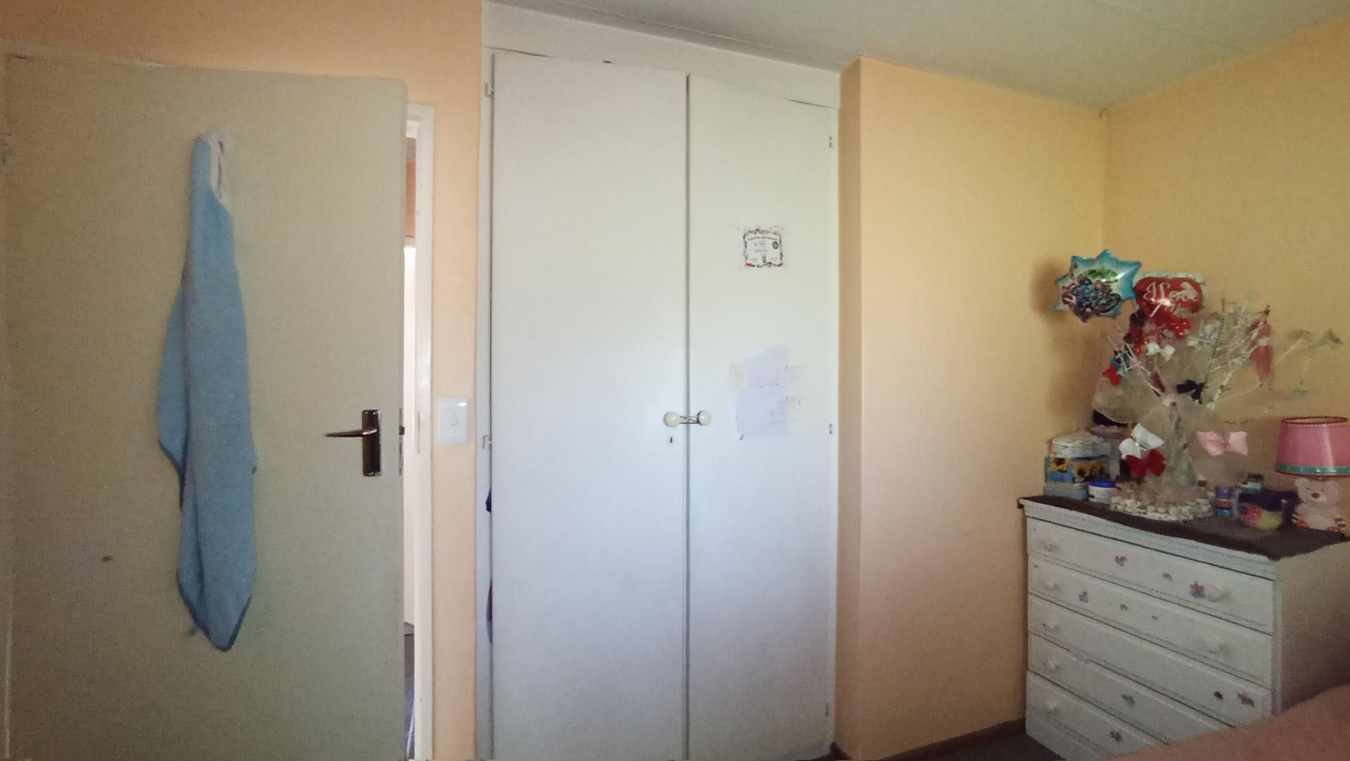 Bed Room 3 - 11 square meters of property in Lindhaven