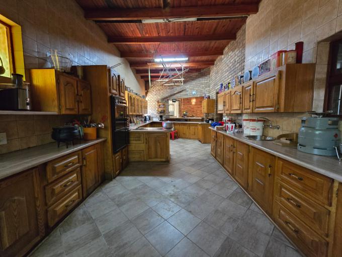 4 Bedroom House for Sale For Sale in Ermelo - MR693069