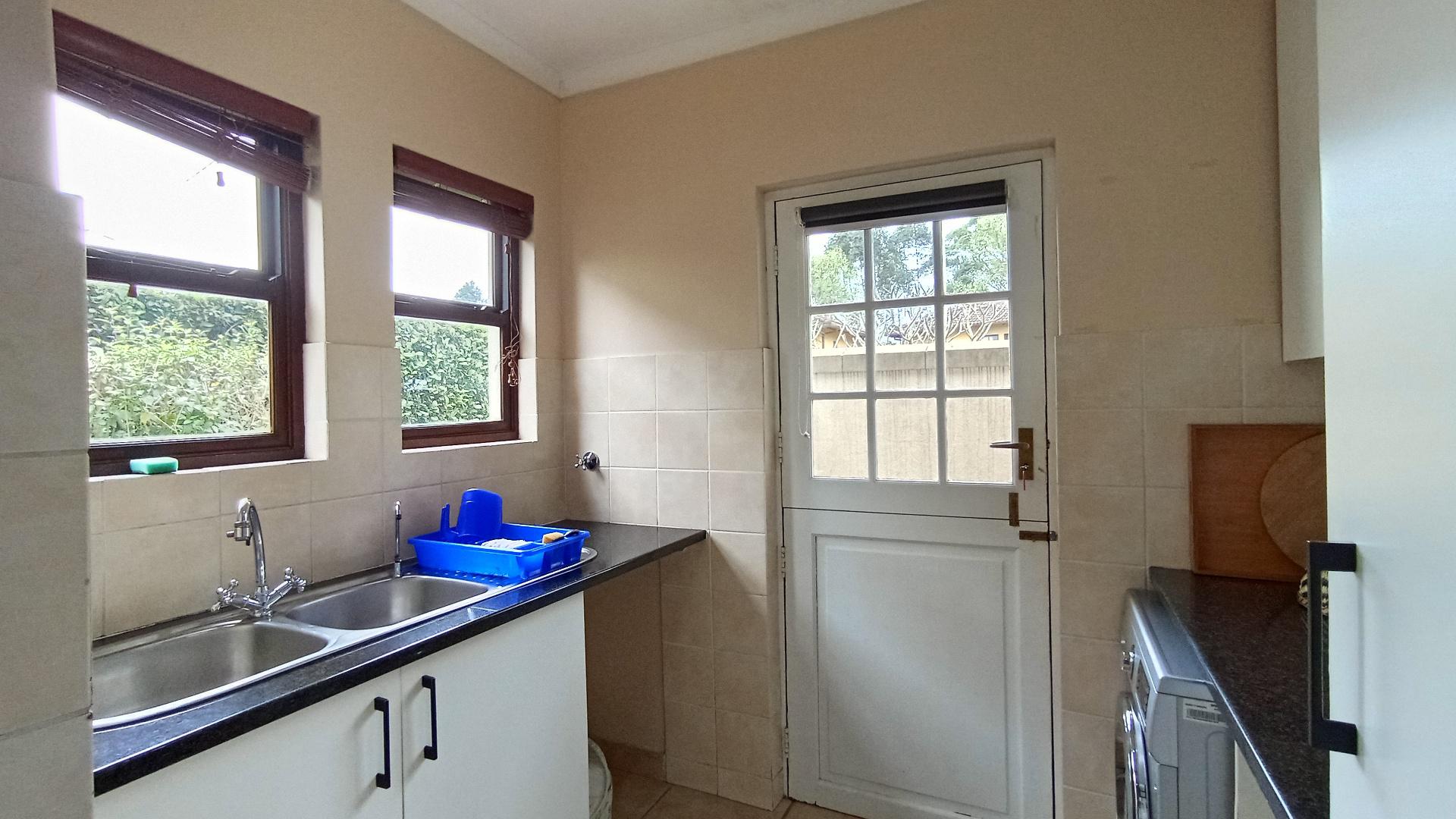 Scullery - 6 square meters of property in Plantations