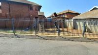 Spaces of property in Florentia