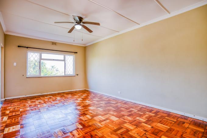 2 Bedroom Apartment for Sale For Sale in Westridge - MR693097