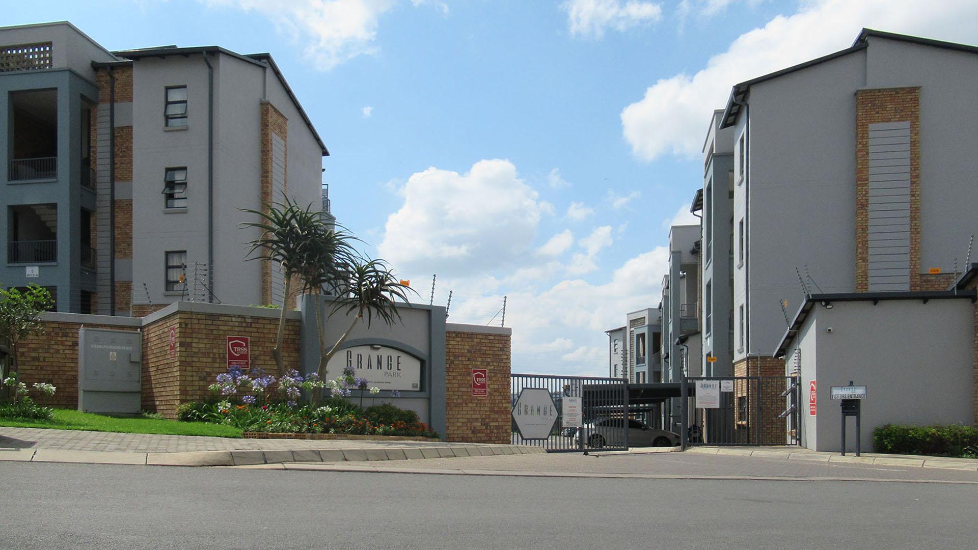 Front View of property in Barbeque Downs